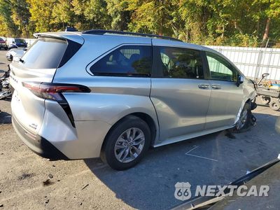 Trzecie zdjęcie samochodu z tyłu: 2024 TOYOTA SIENNA XLE VIN:5TDYRKEC4RS205418 - miniatura
