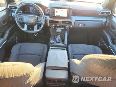 Zdjęcie 8 z 13 samochodu: 2026 TOYOTA 4RUNNER SR5 VIN:JTEVA5BRXT5085587 - miniatura