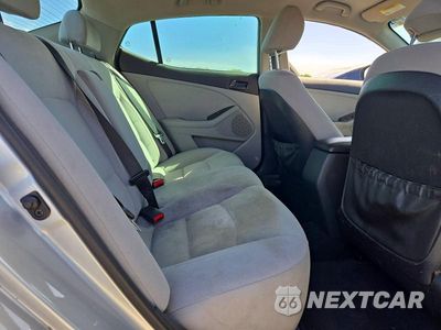 Zdjęcie 10 z 12 samochodu: 2014 KIA OPTIMA LX VIN:5XXGM4A77EG281080 - miniatura