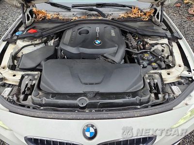Zdjęcie 11 z 12 samochodu: 2017 BMW 330 I VIN:WBA8B9G55HNU51424 - miniatura