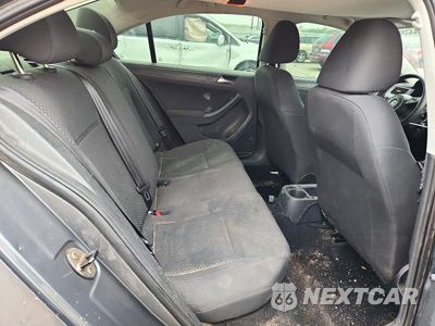 Zdjęcie 10 z 12 samochodu: 2011 VOLKSWAGEN JETTA BASE VIN:3VW2K7AJ0BM356724 - miniatura