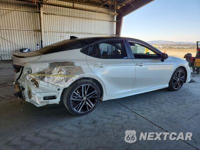 Trzecie zdjęcie samochodu z tyłu: 2025 TOYOTA CAMRY XSE VIN:4T1DAACK0SU163482 - miniatura