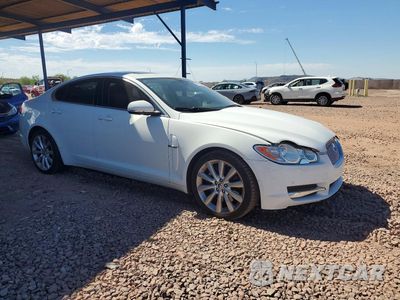 Czwarte zdjęcie samochodu z boku: 2011 JAGUAR XF VIN:SAJWA0FB9BLR81965 - miniatura