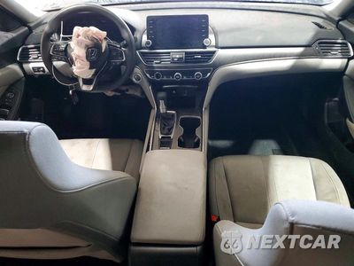 Zdjęcie 8 z 13 samochodu: 2020 HONDA ACCORD EX VIN:1HGCV1F43LA081476 - miniatura