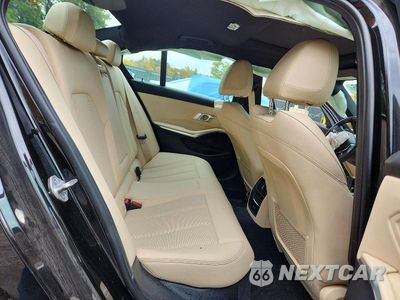 Zdjęcie 10 z 12 samochodu: 2022 BMW 330XI VIN:3MW5R7J09N8C34585 - miniatura