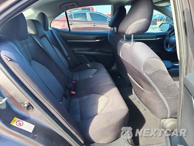 Zdjęcie 10 z 12 samochodu: 2018 TOYOTA CAMRY LE VIN:4T1B11HK6JU655562 - miniatura