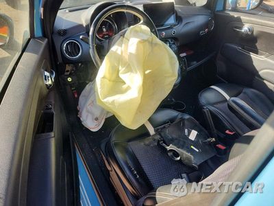 Zdjęcie 8 z 12 samochodu: 2017 FIAT 500 ELECTRIC VIN:3C3CFFGE0HT634380 - miniatura