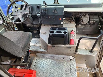 Zdjęcie 8 z 12 samochodu: 2021 FREIGHTLINER MT45G CHASSIS DELIVERY TRUCK VIN:4UZAC2GA6MCMM9317 - miniatura