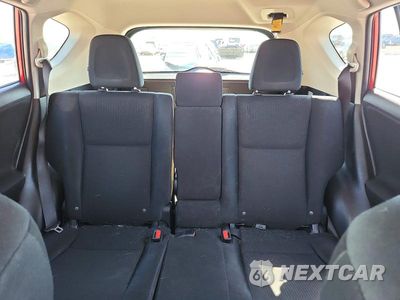 Zdjęcie 10 z 13 samochodu: 2017 TOYOTA RAV4 LE VIN:JTMZFREV1HJ123598 - miniatura