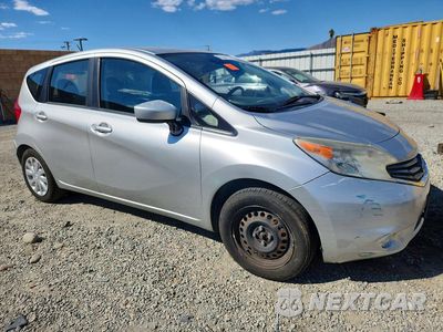 Czwarte zdjęcie samochodu z boku: 2016 NISSAN VERSA NOTE SV VIN:3N1CE2CP6GL375099 - miniatura