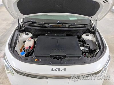 Zdjęcie 12 z 13 samochodu: 2023 KIA NIRO WAVE VIN:KNDCT3L15P5015536 - miniatura
