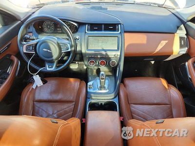 Zdjęcie 8 z 13 samochodu: 2020 JAGUAR E-PACE SE VIN:SADFP2FXXL1Z79390 - miniatura