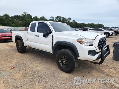 Czwarte zdjęcie samochodu z boku: 2019 TOYOTA TACOMA SR VIN:5TFRX5GN4KX161513 - miniatura