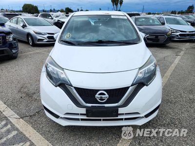Piąte zdjęcie samochodu w środku: 2017 NISSAN VERSA NOTE S PLUS VIN:3N1CE2CP0HL379909 - miniatura