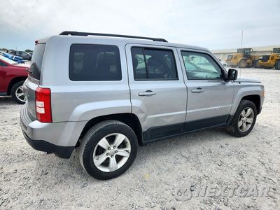 Trzecie zdjęcie samochodu z tyłu: 2014 JEEP PATRIOT SPORT VIN:1C4NJRBB1ED734474 - miniatura