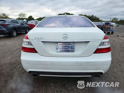 Zdjęcie 6 z 12 samochodu: 2009 MERCEDES-BENZ S 550 VIN:WDDNG71X69A260535 - miniatura