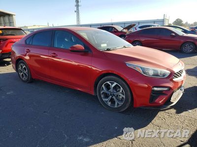 Czwarte zdjęcie samochodu z boku: 2019 KIA FORTE LXS VIN:3KPF24AD3KE040404 - miniatura
