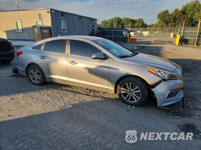 Czwarte zdjęcie samochodu z boku: 2015 HYUNDAI SONATA SE VIN:5NPE24AF7FH166585 - miniatura