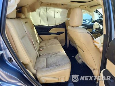 Zdjęcie 10 z 12 samochodu: 2016 TOYOTA HIGHLANDER LE PLUS VIN:5TDZKRFH2GS123129 - miniatura