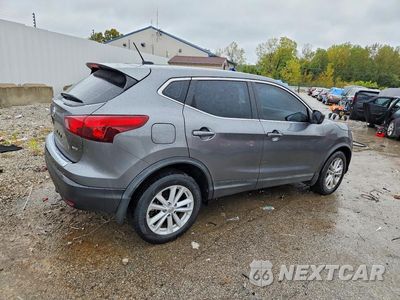 Trzecie zdjęcie samochodu z tyłu: 2018 NISSAN ROGUE SPORT S VIN:JN1BJ1CR2JW268605 - miniatura
