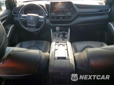 Zdjęcie 8 z 14 samochodu: 2021 TOYOTA HIGHLANDER XSE VIN:5TDJZRBH5MS160931 - miniatura