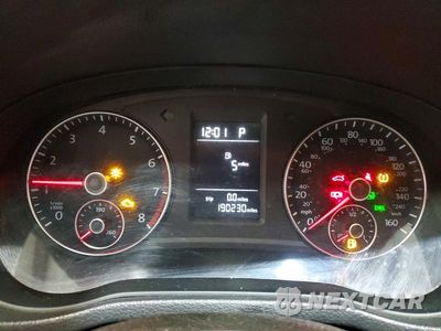 Zdjęcie 9 z 12 samochodu: 2013 VOLKSWAGEN PASSAT S VIN:1VWAP7A30DC004861 - miniatura