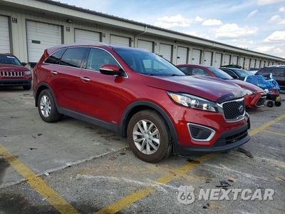 Czwarte zdjęcie samochodu z boku: 2018 KIA SORENTO LX VIN:5XYPGDA32JG347013 - miniatura
