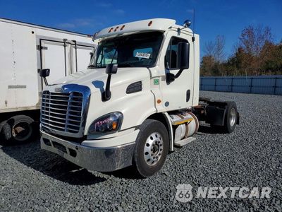 2017 FREIGHTLINER CASCADIA 113 SEMI TRUCK 3AKBGADVXHSJH0286 - główne zdjęcie licytacji z USA - miniatura