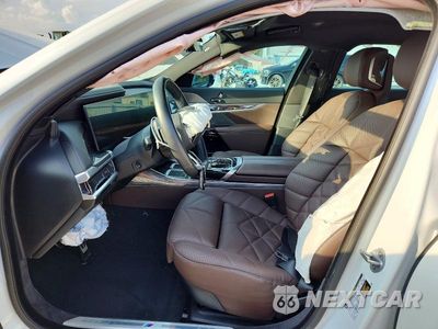 Zdjęcie 7 z 12 samochodu: 2025 BMW 740 I VIN:WBA23EH05SCV12224 - miniatura