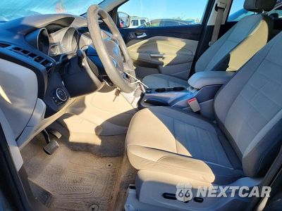 Zdjęcie 7 z 13 samochodu: 2016 FORD ESCAPE SE VIN:1FMCU9GX3GUA88968 - miniatura
