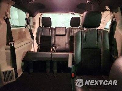 Zdjęcie 10 z 14 samochodu: 2017 DODGE GRAND CARAVAN SE VIN:2C4RDGBG9HR700809 - miniatura