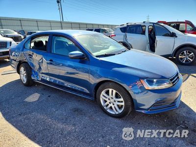 Czwarte zdjęcie samochodu z boku: 2018 VOLKSWAGEN JETTA S VIN:3VW2B7AJ2JM207004 - miniatura