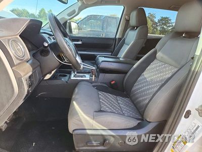 Zdjęcie 7 z 12 samochodu: 2018 TOYOTA TUNDRA CREWMAX SR5 VIN:5TFDW5F19JX722539 - miniatura