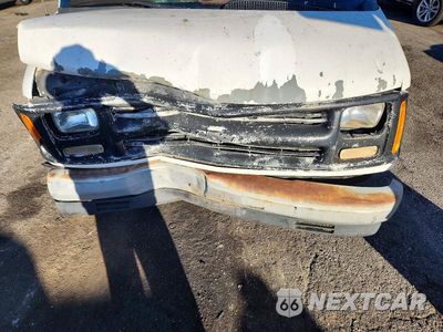 Zdjęcie 12 z 13 samochodu: 1999 CHEVROLET EXPRESS G1500 VIN:1GCFG15W3X1020336 - miniatura