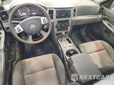 Zdjęcie 8 z 13 samochodu: 2008 JEEP GRAND CHEROKEE LAREDO VIN:1J8HR48N18C231234 - miniatura