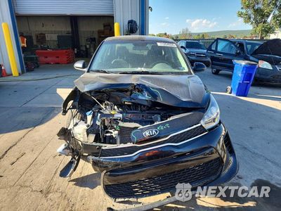 Piąte zdjęcie samochodu w środku: 2020 KIA RIO LX VIN:3KPA24AD1LE263200 - miniatura