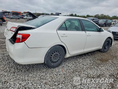 Trzecie zdjęcie samochodu z tyłu: 2014 TOYOTA CAMRY LE VIN:4T4BF1FK0ER386488 - miniatura