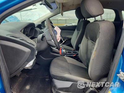 Zdjęcie 7 z 12 samochodu: 2014 FORD FOCUS VIN:1FADP3F2XEL207708 - miniatura