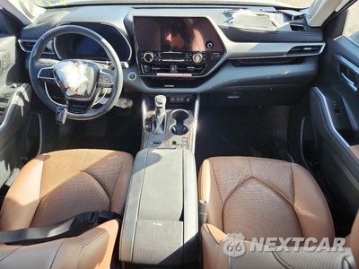 Zdjęcie 8 z 14 samochodu: 2025 TOYOTA HIGHLANDER HYBRID LIMITED 25TH EDITION VIN:5TDKBRCH9SS648672 - miniatura