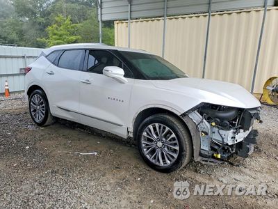Czwarte zdjęcie samochodu z boku: 2020 CHEVROLET BLAZER PREMIER VIN:3GNKBFRS2LS537936 - miniatura