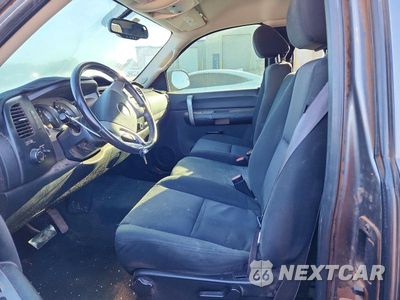 Zdjęcie 7 z 12 samochodu: 2007 CHEVROLET SILVERADO C1500 VIN:1GCEC19J37E603486 - miniatura