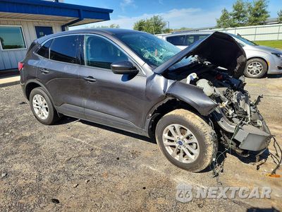 Czwarte zdjęcie samochodu z boku: 2020 FORD ESCAPE SE VIN:1FMCU9G64LUB68796 - miniatura