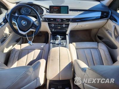 Zdjęcie 8 z 13 samochodu: 2014 BMW X5 XDRIVE50I VIN:5UXKR6C5XE0J72518 - miniatura