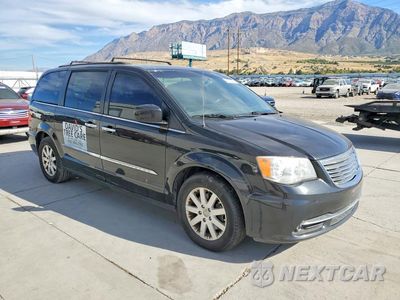 Czwarte zdjęcie samochodu z boku: 2015 CHRYSLER TOWN & COUNTRY TOURING VIN:2C4RC1BG9FR710978 - miniatura