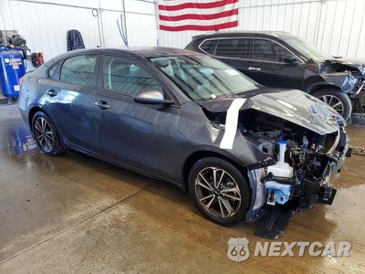Czwarte zdjęcie samochodu z boku: 2024 KIA FORTE LXS VIN:3KPF24AD0RE706435 - miniatura