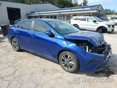 Czwarte zdjęcie samochodu z boku: 2024 KIA FORTE LXS VIN:3KPF24AD3RE805976 - miniatura