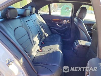 Zdjęcie 10 z 12 samochodu: 2017 MERCEDES-BENZ C VIN:55SWF4KB7HU189899 - miniatura