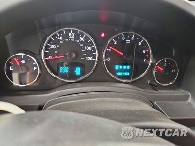 Zdjęcie 9 z 13 samochodu: 2010 JEEP LIBERTY LIMITED VIN:1J4PN5GK3AW150858 - miniatura