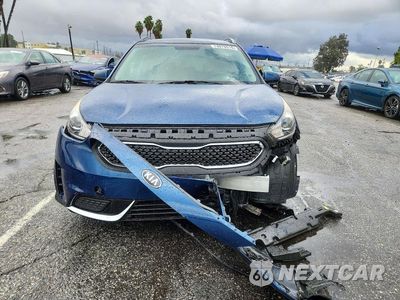 Piąte zdjęcie samochodu w środku: 2019 KIA NIRO LX VIN:KNDCB3LC3K5243094 - miniatura