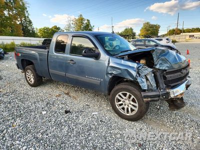 Czwarte zdjęcie samochodu z boku: 2007 CHEVROLET SILVERADO K1500 VIN:2GCEK19J271636516 - miniatura
